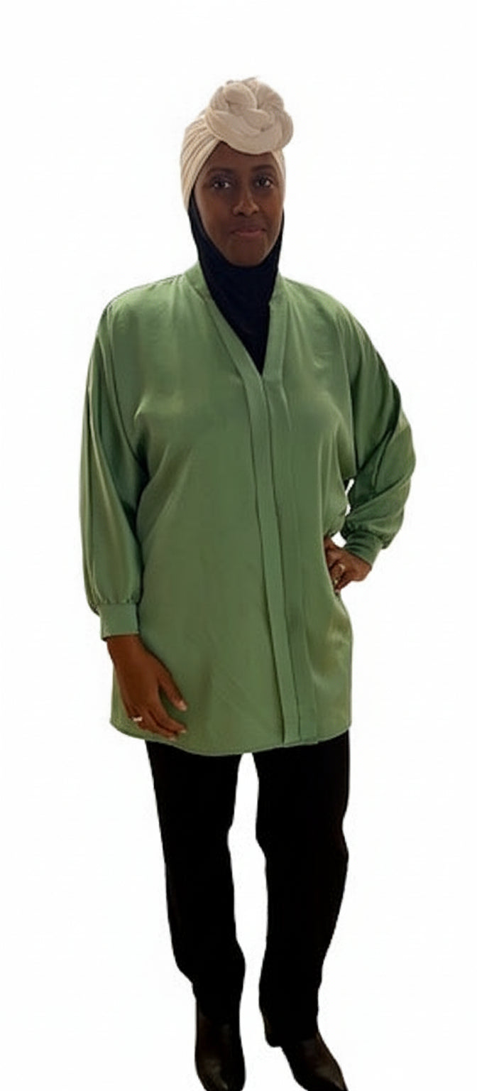 Blouse satinée verte